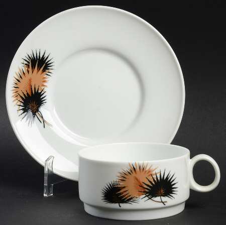 Chestnut Flat Cup & Saucer Set