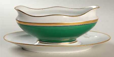 Contessa Green Gravy Boat with Attached Underplate