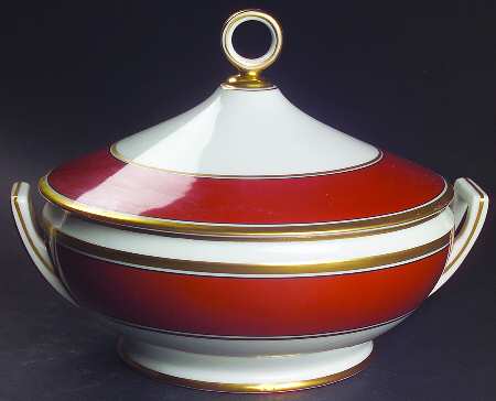 Contessa Rust Red Round Covered Vegetable