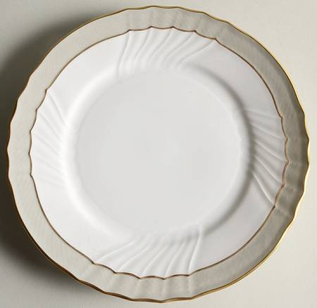 Eminence Luncheon Plate