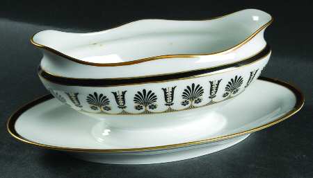 Ercolano Black Gravy Boat with Attached Underplate