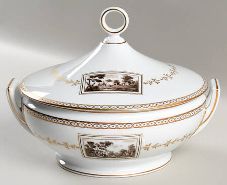 Fiesole (Italian Scene) Round Covered Vegetable