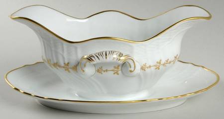 Firenze Gravy Boat with Attached Underplate