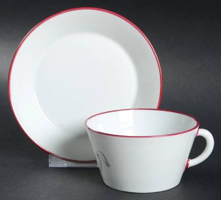 Circo Series Flat Cup & Saucer Set