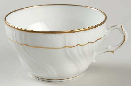 GIN43 Footed Cup