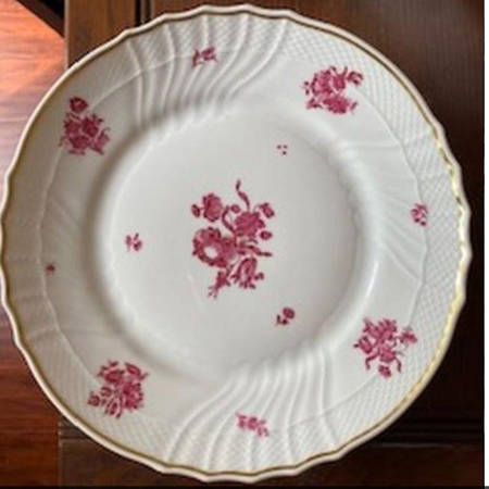 GIN7 Dinner Plate