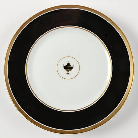 Impero Black Luncheon Plate
