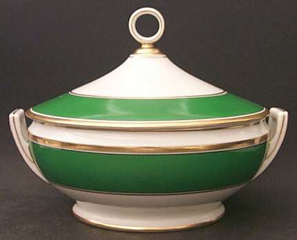 Impero Green Round Covered Vegetable