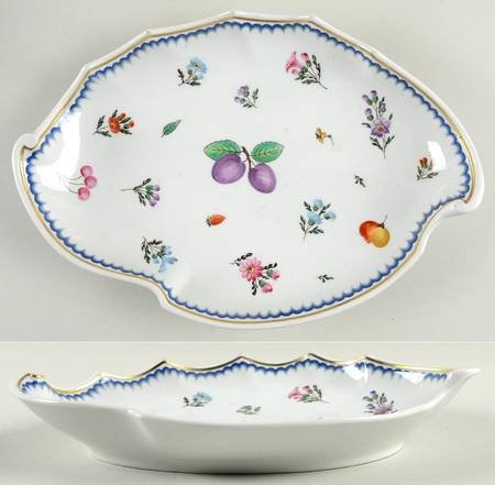 Italian Fruits (Antico Doccia) 11" Oval Fluted Bowl