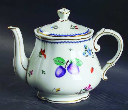 Italian Fruits (Antico Doccia) Teapot & Lid