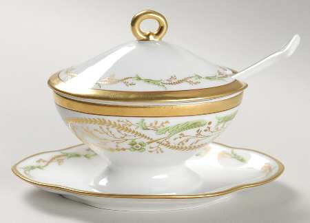 La Scala Mustard with Attached Underplate, Lid and Spoon