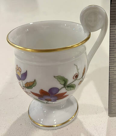 Oriente Footed Demitasse Cup