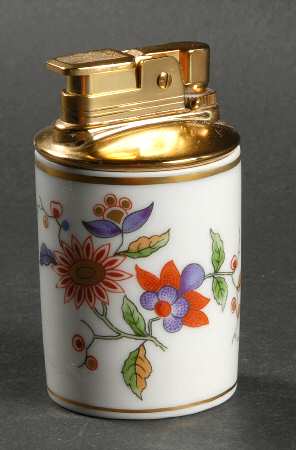 Oriente Cigarette Lighter