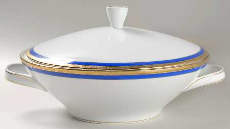 Palermo Blue Round Covered Vegetable