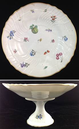 Perugia (White) 10" Diameter Pedestal Cake Stand
