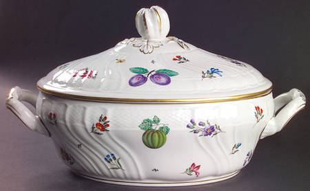 Perugia (White) Tureen &  Lid