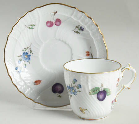 Perugia (White) Flat Cup & Saucer Set