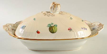 Perugia (White) Rectangular Covered Vegetable