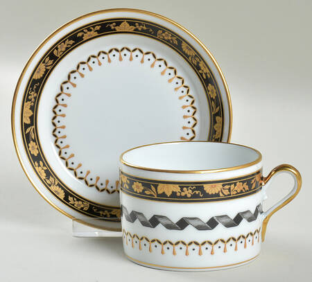 Pincio Black Flat Cup & Saucer Set