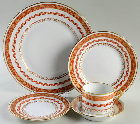 Pincio Red 5 Piece Place Setting
