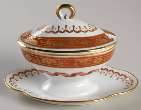 Pincio Red Oval Mustard W/Lid & Attached Underplate