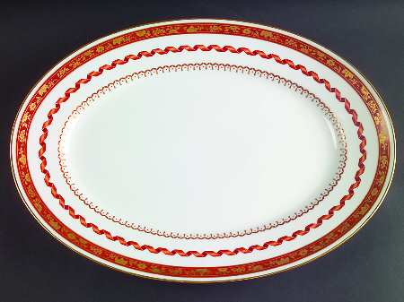 Pincio Red 16" Oval Serving Platter