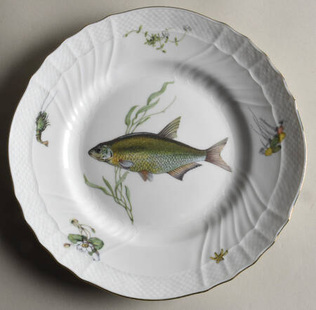 Quenelle (Scalloped) Luncheon Plate