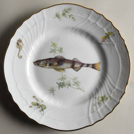 Quenelle (Scalloped) Luncheon Plate