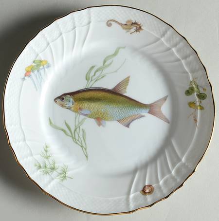 Quenelle (Scalloped) Salad Plate
