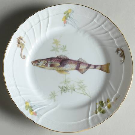 Quenelle (Scalloped) Salad Plate