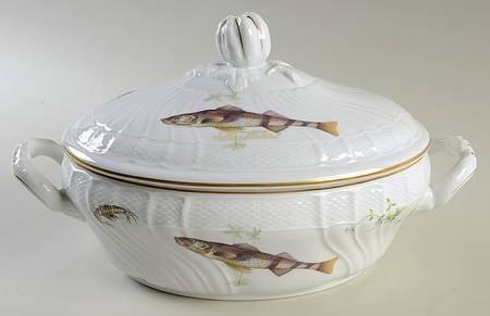 Quenelle (Scalloped) Tureen & Lid