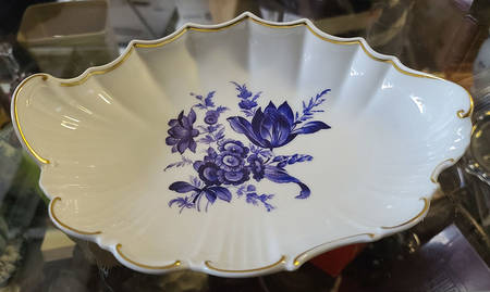 Savona 9" Fluted Oval Tray