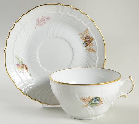 Shells Oversized Cup & Saucer Set