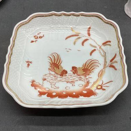 Siena Rust (Scalloped, Vecchio Ginori) Bon Bon
