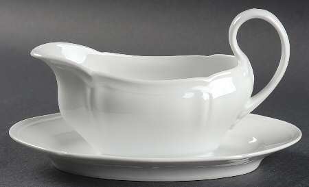 White Antico Doccia Gravy Boat with Attached Underplate
