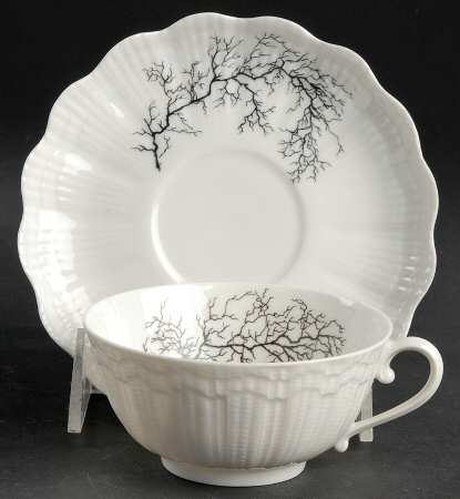 Black Coral Flat Cup & Saucer Set