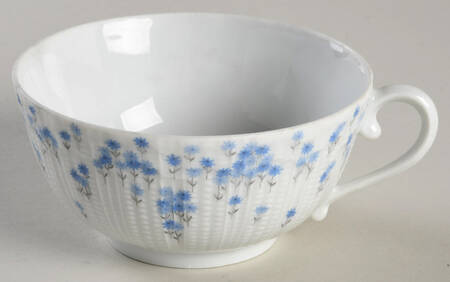 Bluet Footed Cup by Giraud China