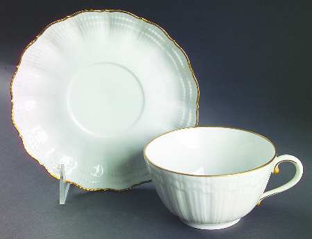 Gold Corail Breakfast Cup & Saucer Set
