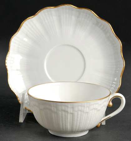 Gold Corail Flat Cup & Saucer Set