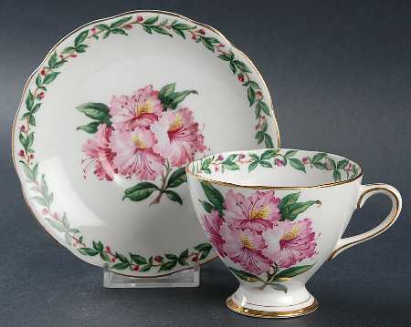 Laurel Time Footed Cup & Saucer Set