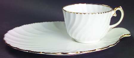 Old Grecian Flute Gold (Gold Dots On Edge) Snack Plate & Cup Set