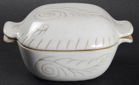 Feather Individual Casserole & Lid