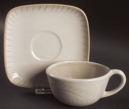 Feather Flat Cup & Saucer Set