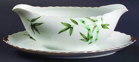 Bamboo (Scalloped) Gravy Boat with Attached Underplate
