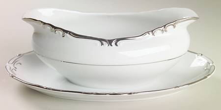 Baronet Gravy Boat with Attached Underplate