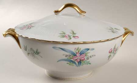 Belle Round Covered Vegetable