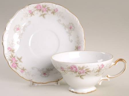 Garland Footed Cup & Saucer Set