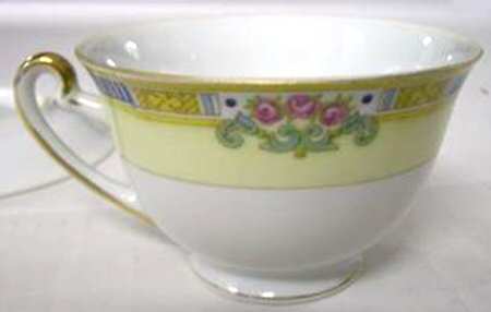GOC7 Footed Cup