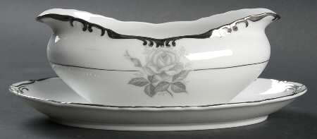 Miriam Gravy Boat with Attached Underplate