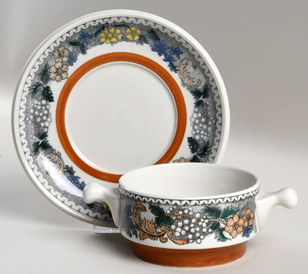 Burgund Flat Cream Soup Bowl & Saucer Set